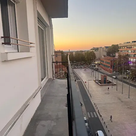 De L Esplanade *